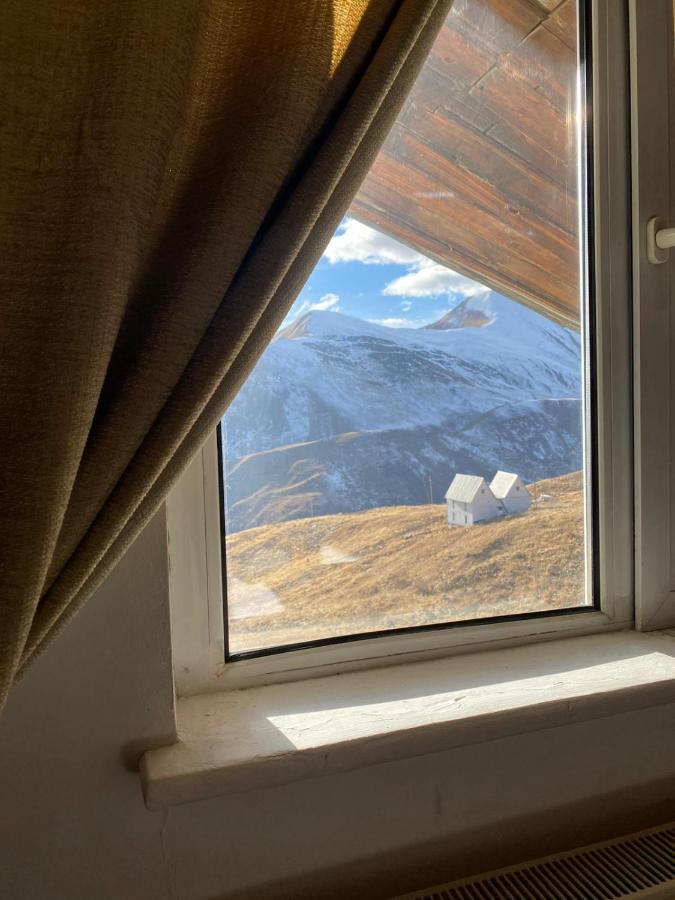 Yeti-Clubcom Hotel Gudauri Eksteriør billede